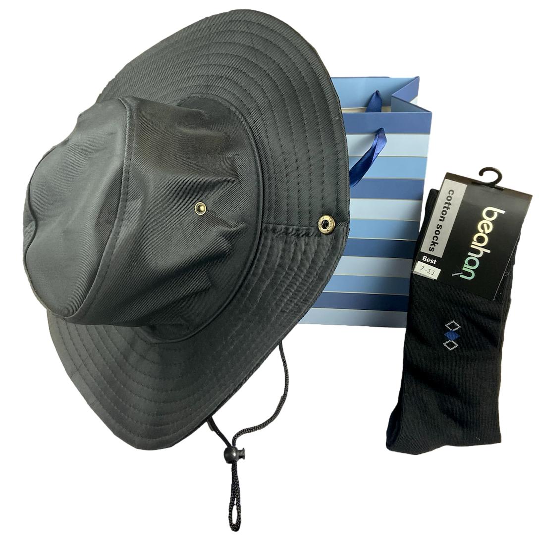 Hat & Socks